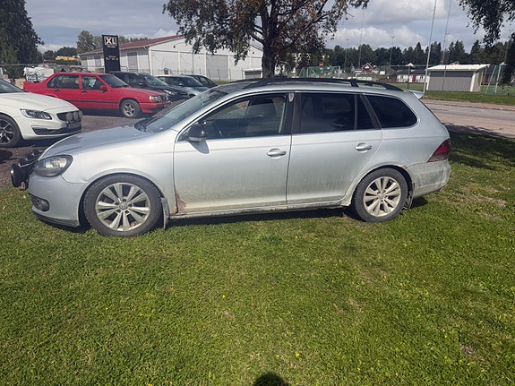 Volkswagen Golf VI 3 of 5