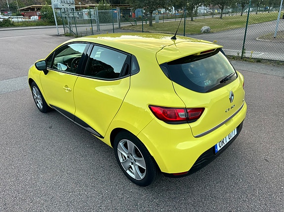 Renault Clio 3 of 6