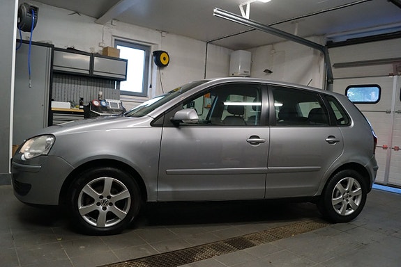 Volkswagen Polo 5 of 5
