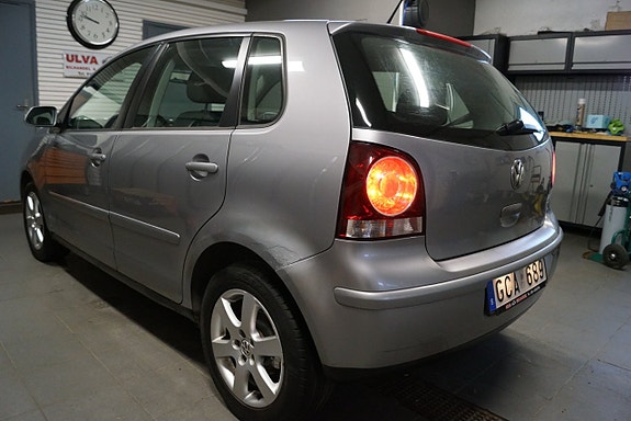 Volkswagen Polo 3 of 5