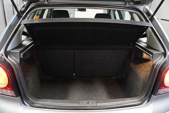 Volkswagen Polo 11 of 13