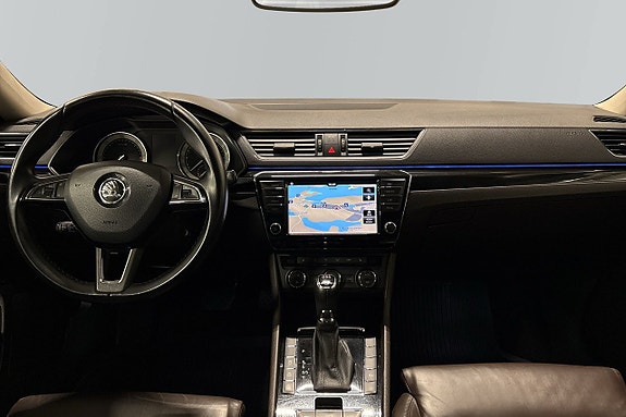 Skoda Superb 4 of 6