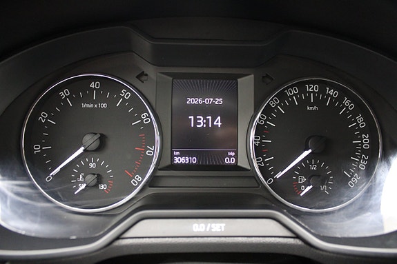 Skoda Octavia 10 of 20