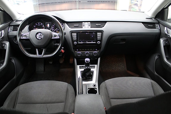 Skoda Octavia 8 of 20