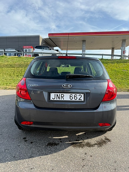 Kia Ceed 5 of 5