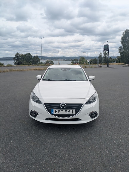 Mazda 3 2 of 4