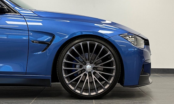 BMW 320d 5 of 5