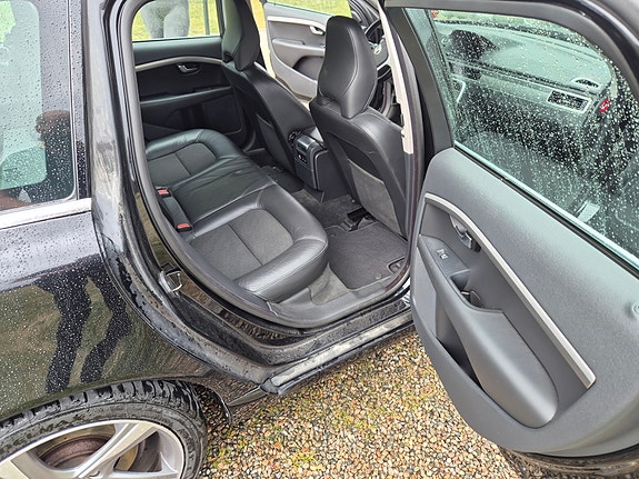 Volvo V70 6 of 6