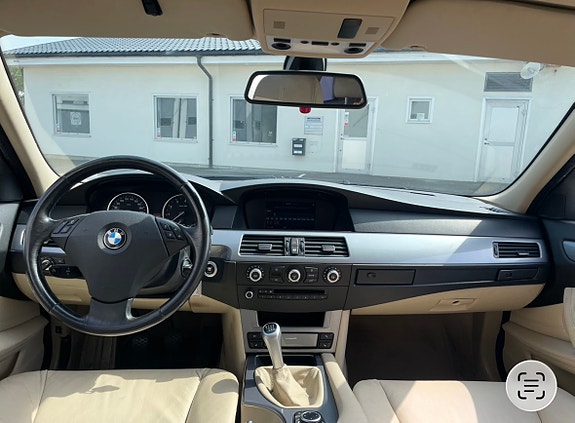 BMW 525i 6 of 8