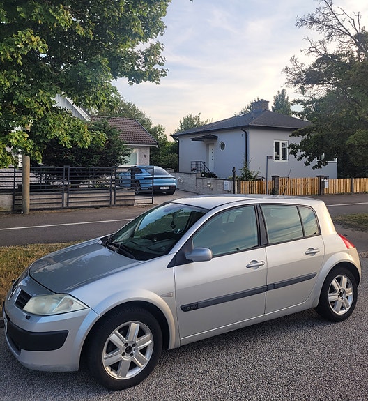 Renault Megane II 2 of 4