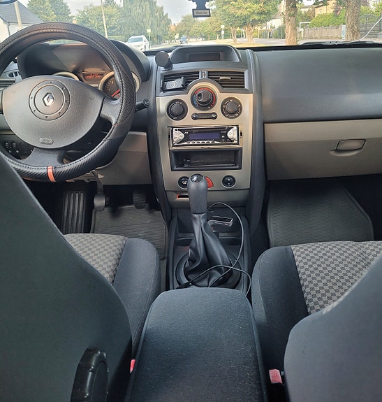 Renault Megane II 4 of 4