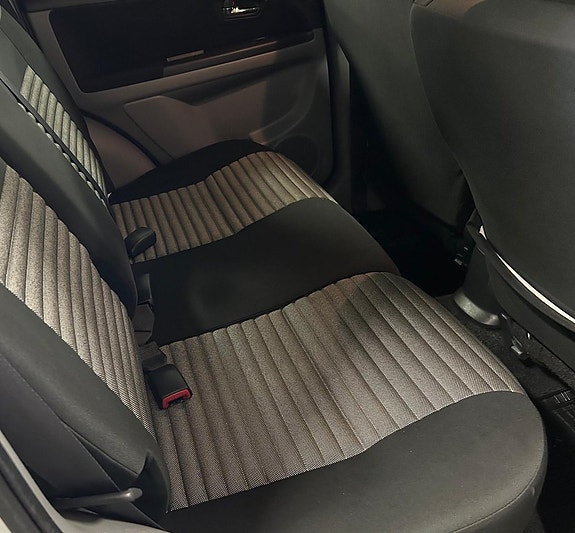 Suzuki SX4 18 of 18
