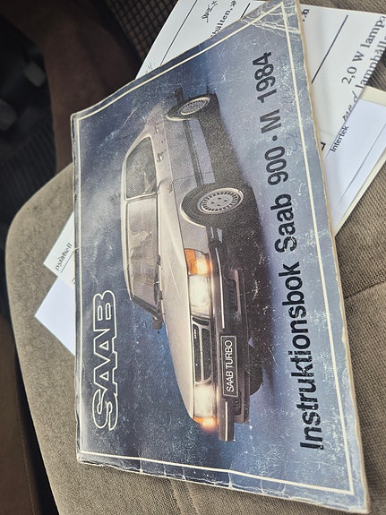 Saab 900 13 of 14
