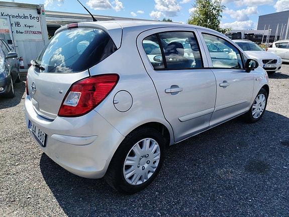Opel Corsa 4 of 5