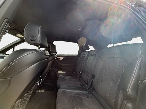 Audi Q7 18 of 24