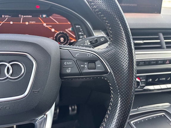 Audi Q7 13 of 24