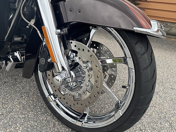 Harley-Davidson CVO 1,8 Street Glide 10 of 20