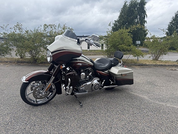 Harley-Davidson CVO 1,8 Street Glide 8 of 20