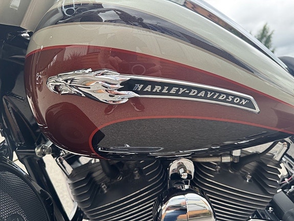 Harley-Davidson CVO 1,8 Street Glide 12 of 20