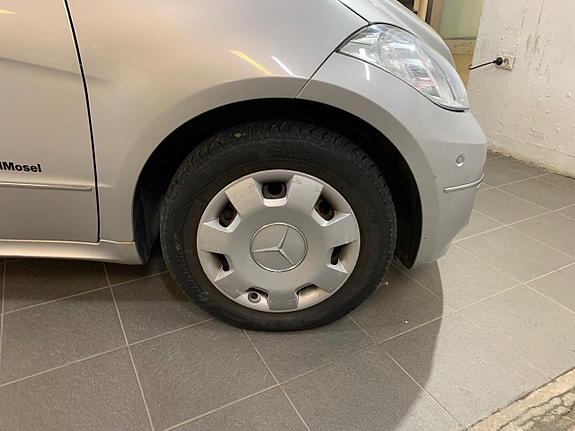 Mercedes-Benz A180 23 of 26