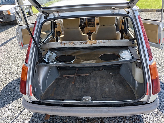 Renault 5 7 of 11