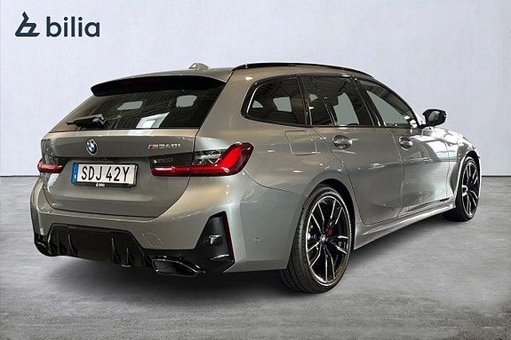 BMW M340i 15 of 16