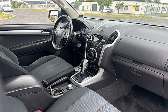 Isuzu D-max 16 of 21