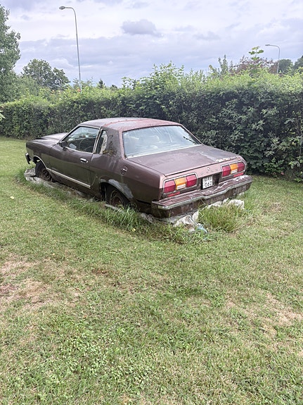 Ford Mustang 3 of 5