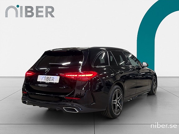 Mercedes-Benz C300 8 of 24