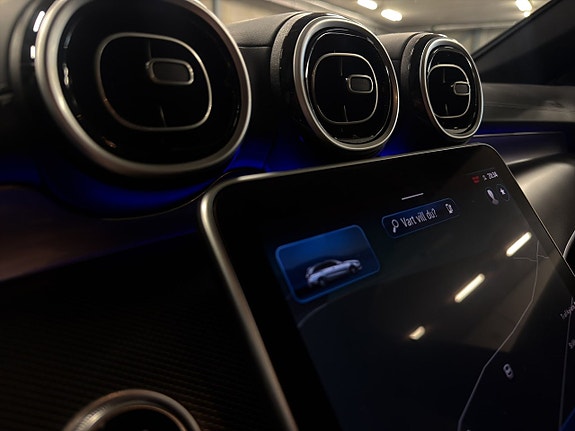 Mercedes-Benz C300 16 of 24