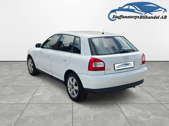 Audi A3 8 of 12