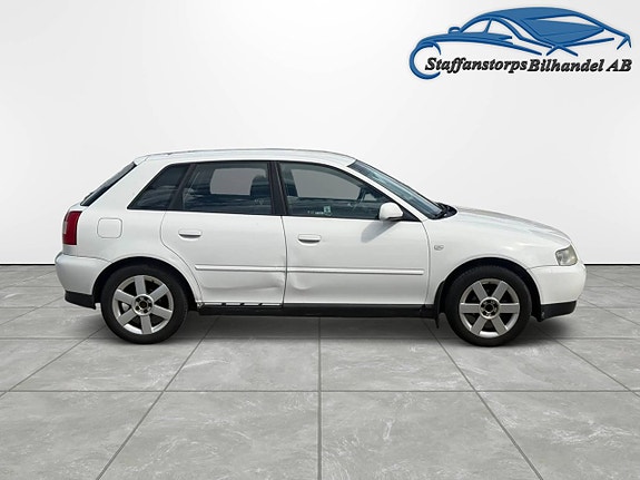Audi A3 4 of 5