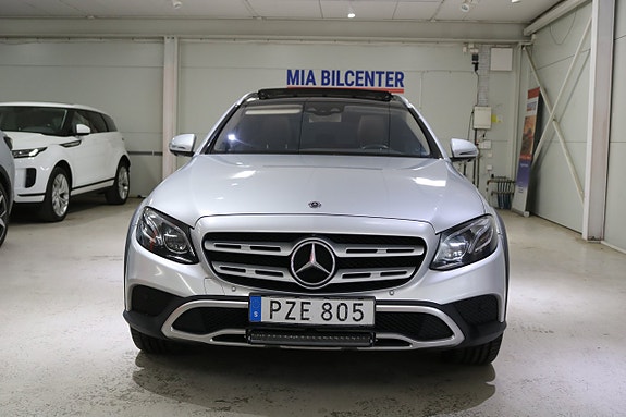 Mercedes-Benz E220 d 5 of 23