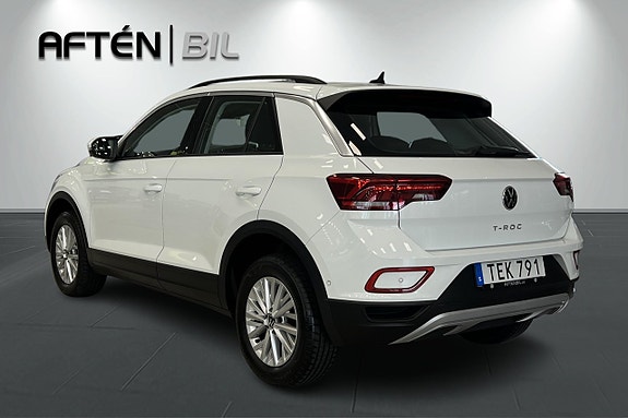 Volkswagen T-Roc 8 of 21