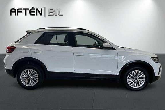 Volkswagen T-Roc 7 of 21