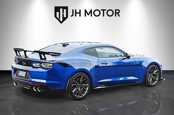 Chevrolet Camaro 5 of 21