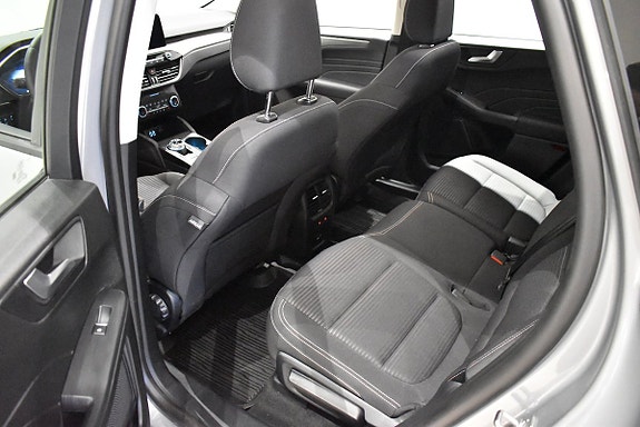 Ford Kuga 11 of 21