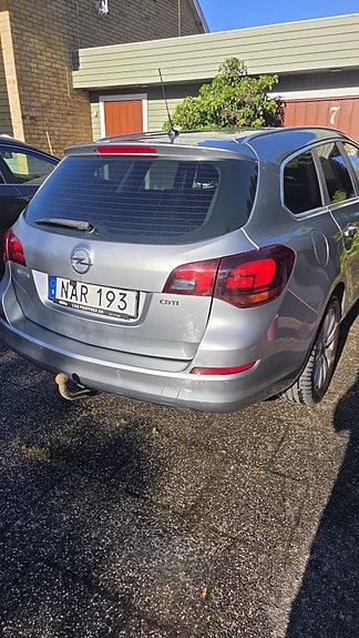 Opel Astra 8 of 22