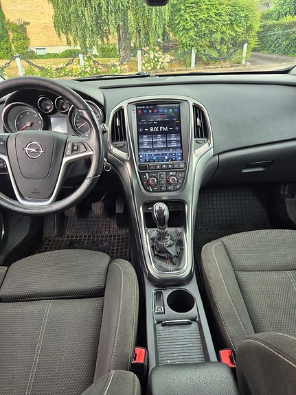 Opel Astra 20 of 22