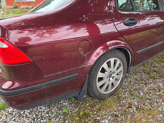 Saab 9-5 4 of 7
