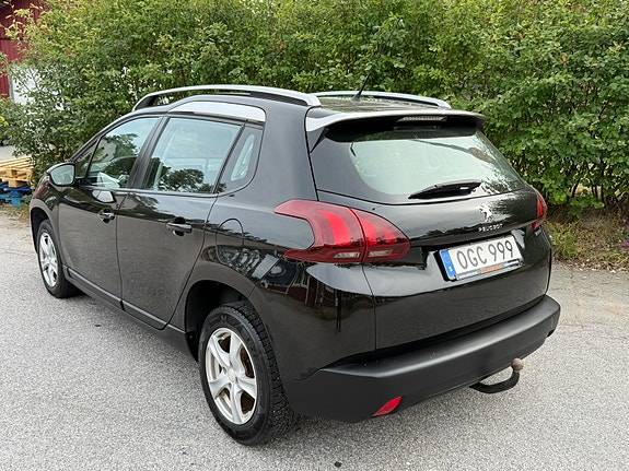 Peugeot 2008 3 of 5