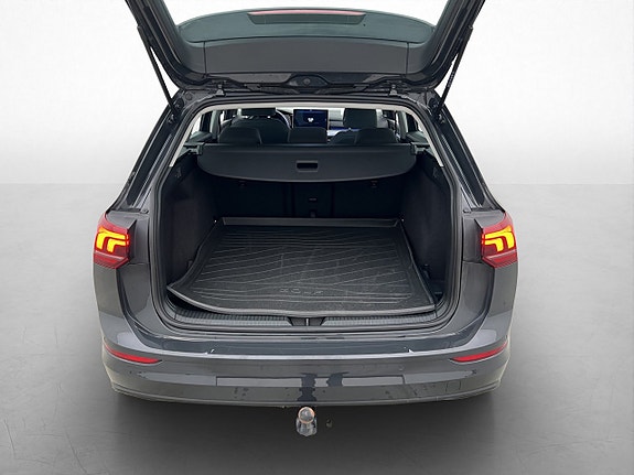 Volkswagen Golf VIII 26 of 30