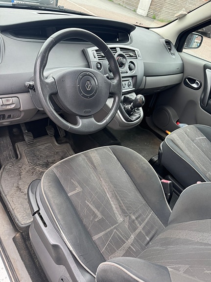 Renault Scenic II 6 of 6