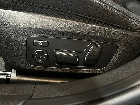 BMW M340i 13 of 25
