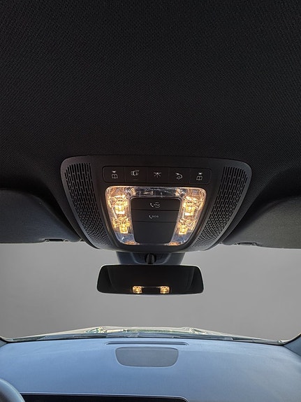 Mercedes-Benz EQA250 15 of 24