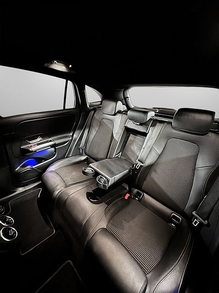 Mercedes-Benz EQA250 21 of 24