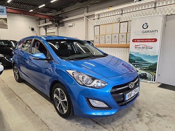 Hyundai i30 8 of 26