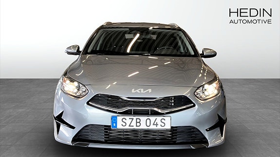 Kia Ceed 2 of 5