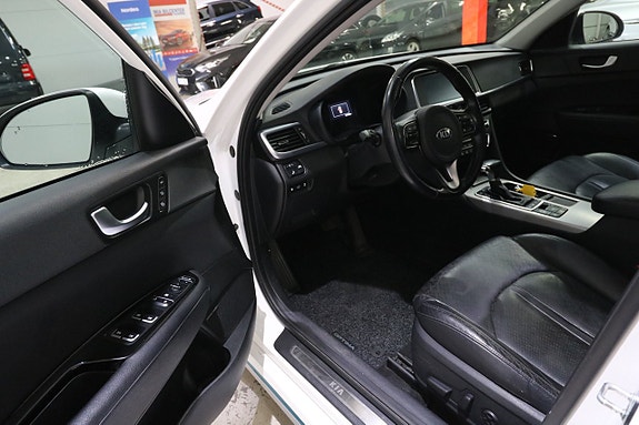 Kia Optima 5 of 5
