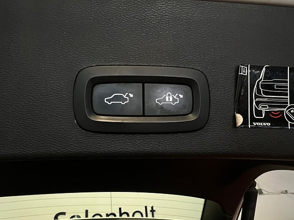 Volvo XC40 24 of 27